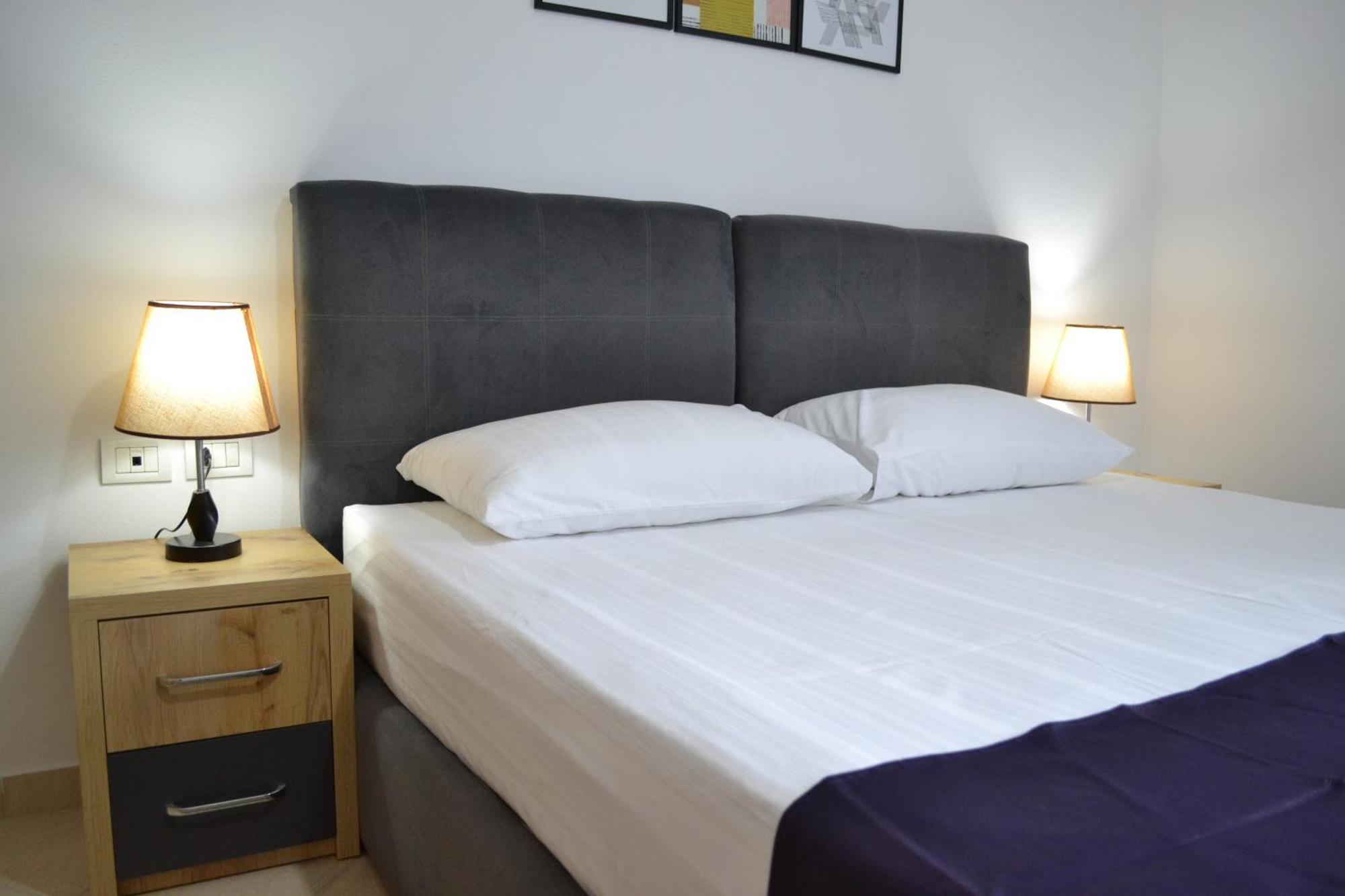 Seaview Gateway 2 Bedrooms Apartment & Garage Vlorë Eksteriør bilde