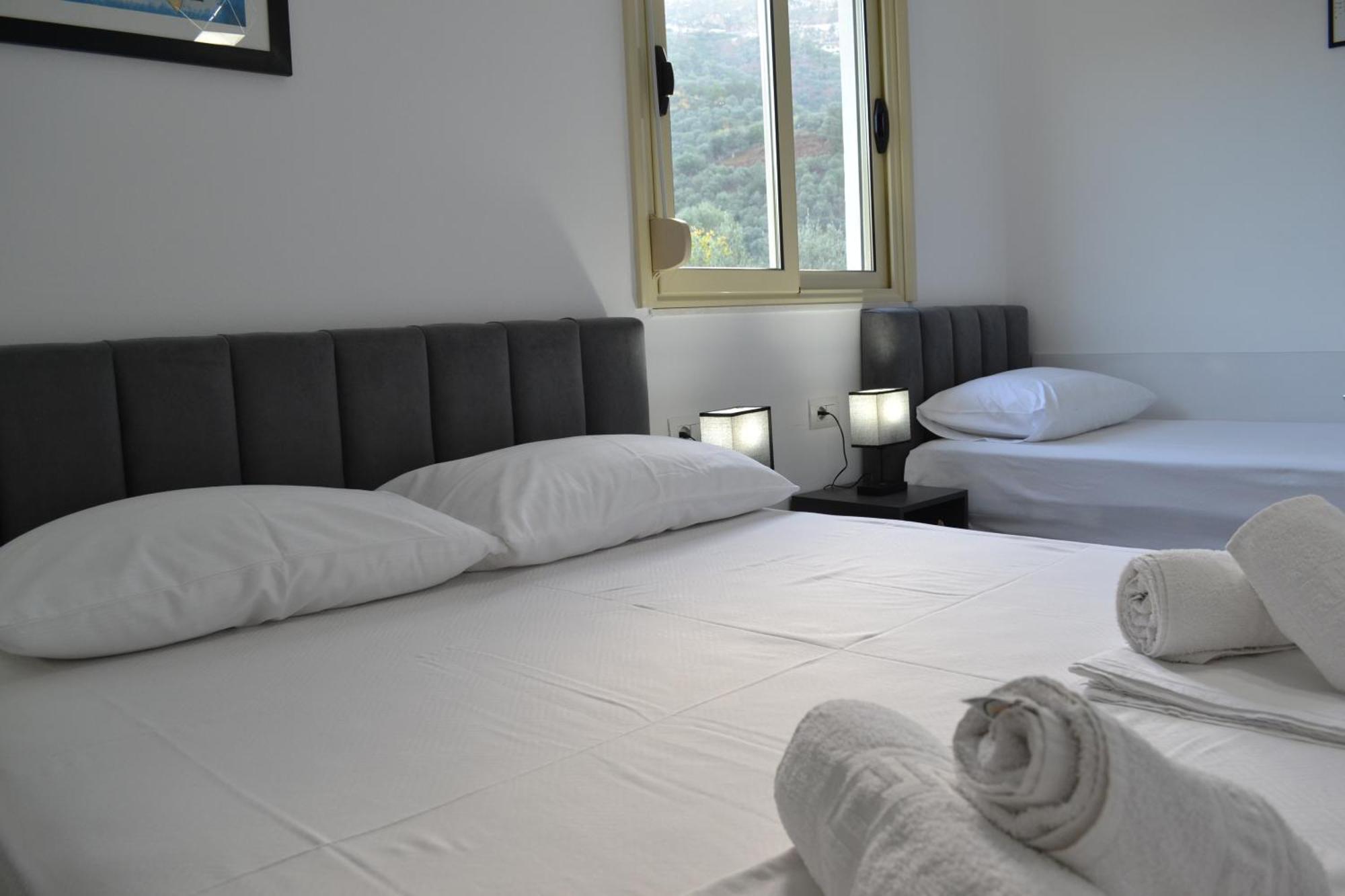 Seaview Gateway 2 Bedrooms Apartment & Garage Vlorë Eksteriør bilde